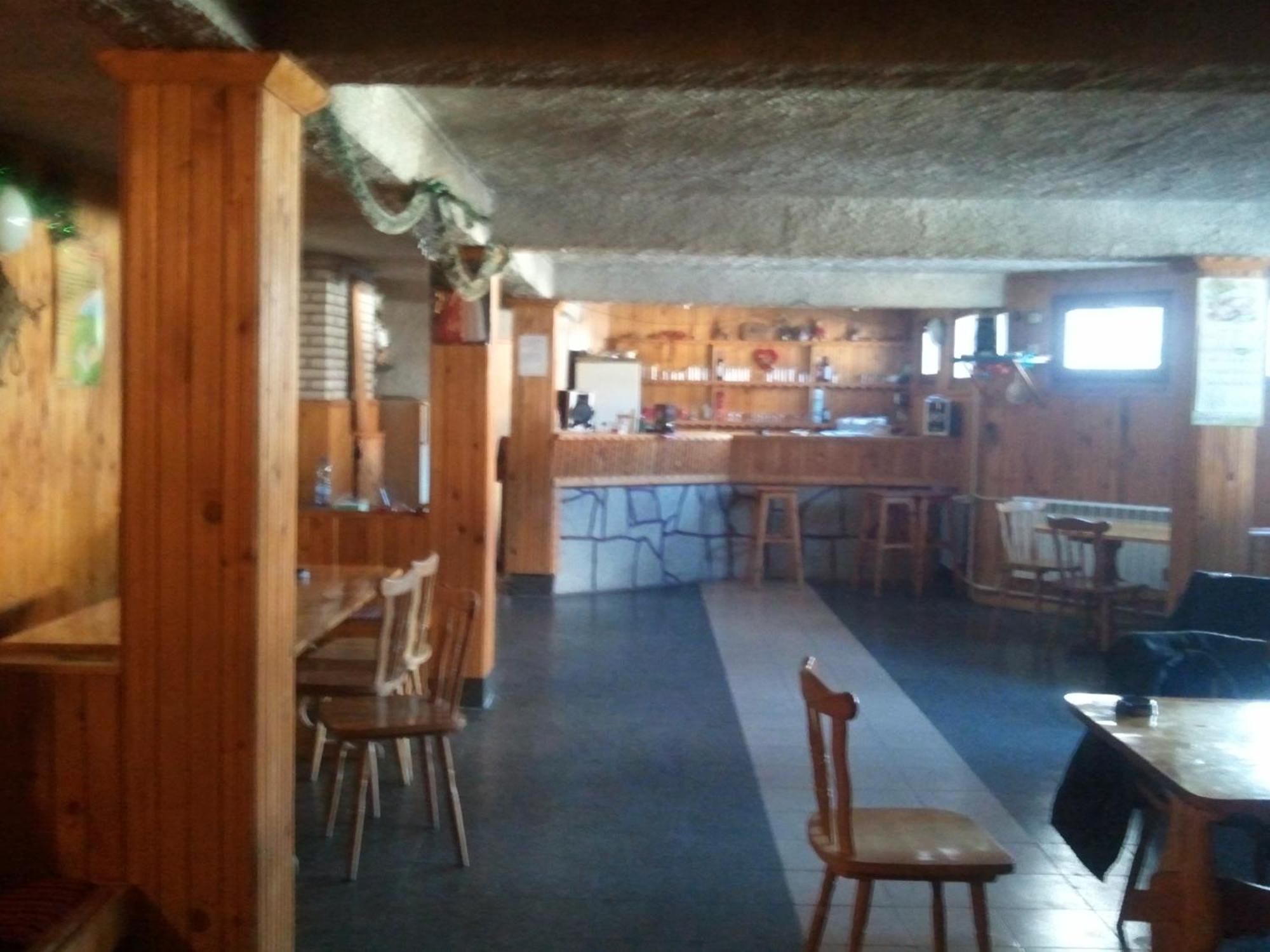 Kris Guesthouse Stoykite Exteriér fotografie