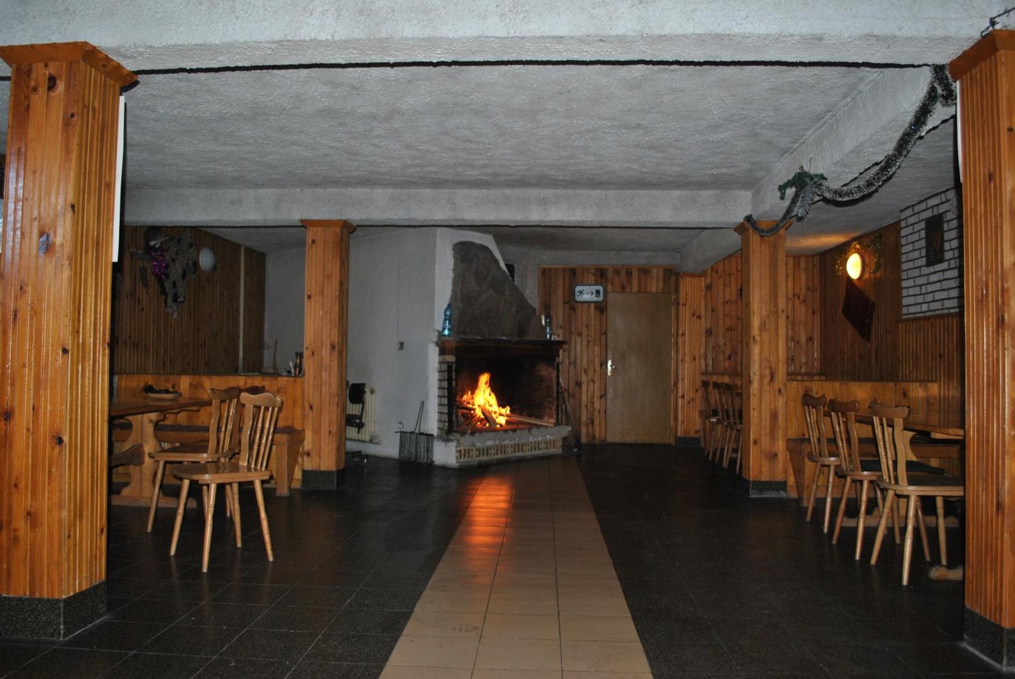 Kris Guesthouse Stoykite Exteriér fotografie